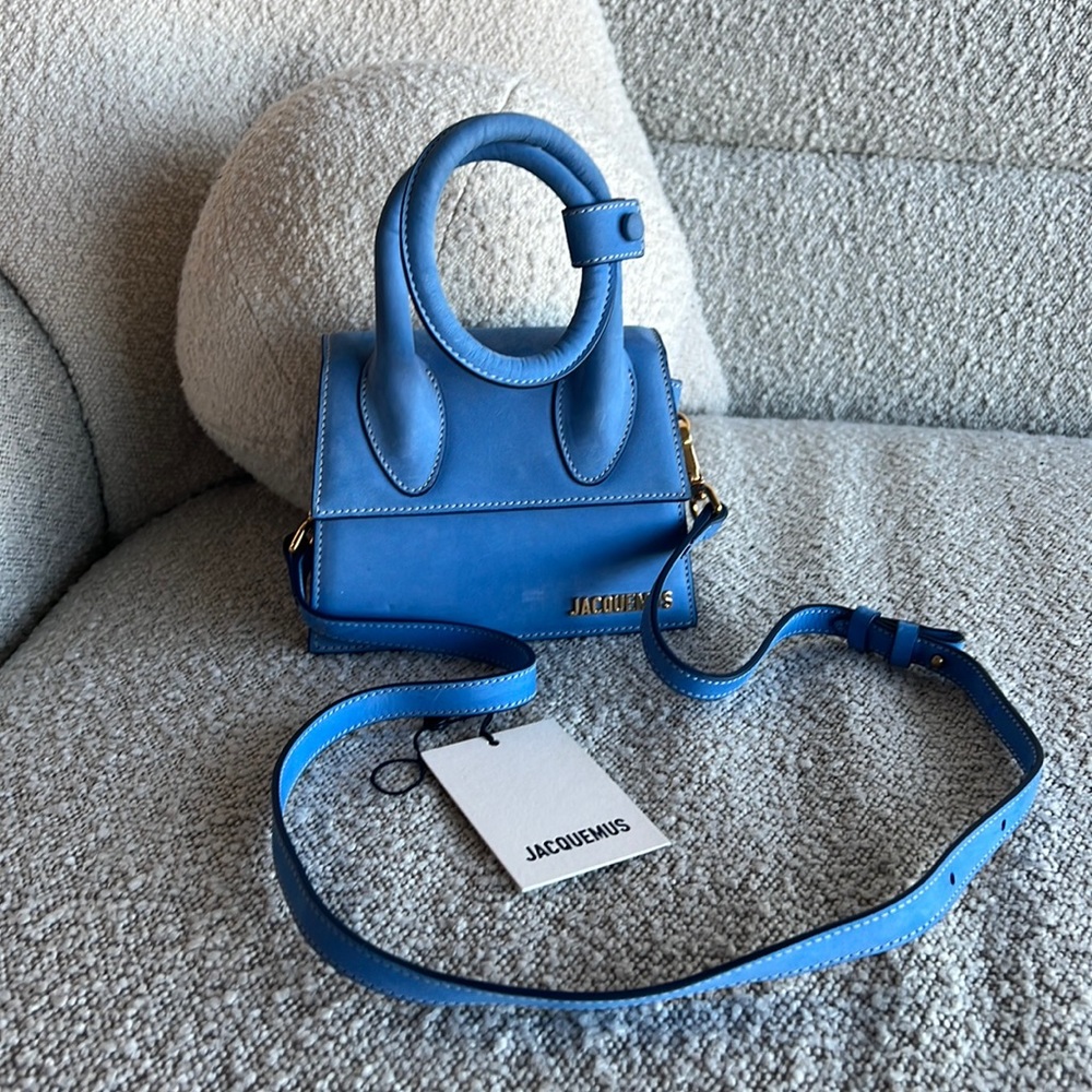 Jacquemus suede moyen bag